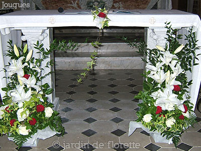 Eglise Jouques - Décoration Autel