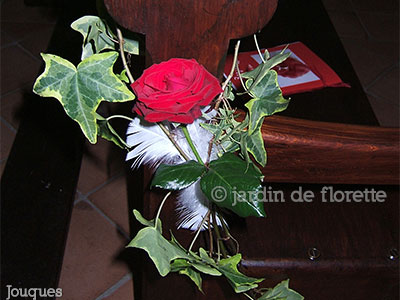 Eglise Jouques - Décoration des bancs